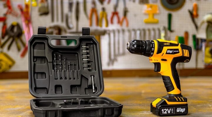 WAP Parafusadeira e Furadeira à Bateria 12V